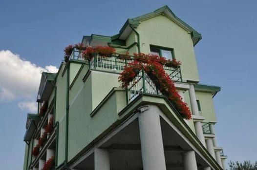 Отель Hotel President Арад-26