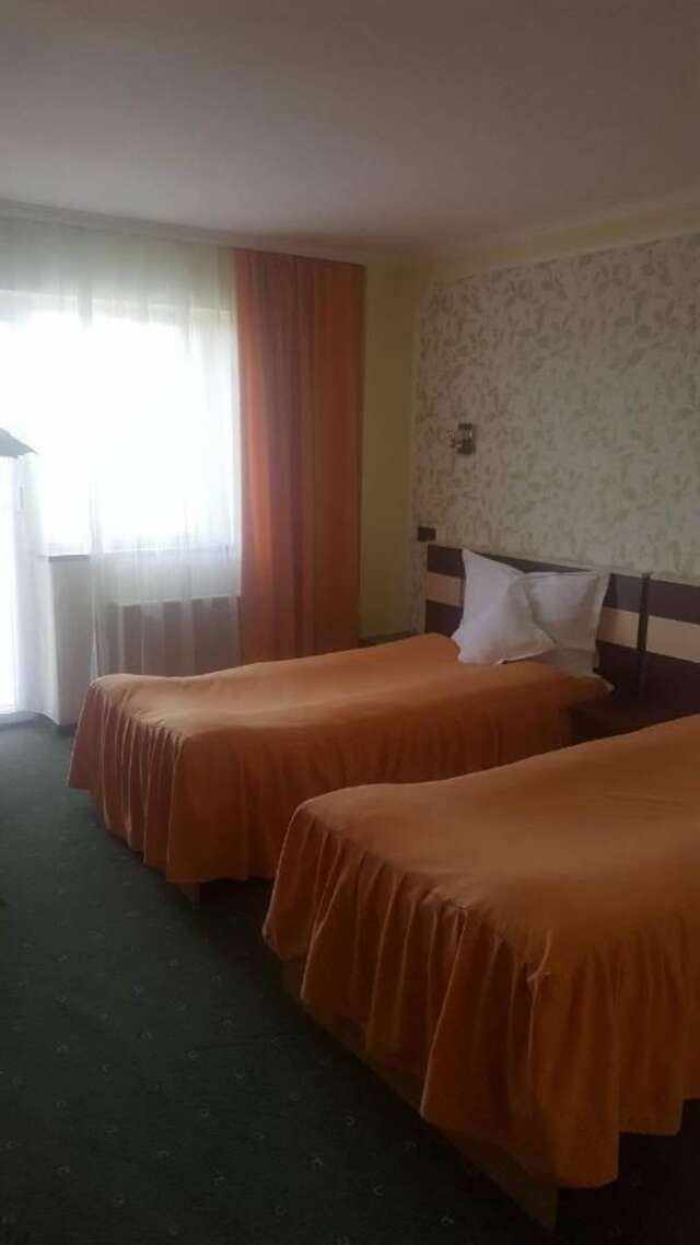 Отель Hotel President Арад-32